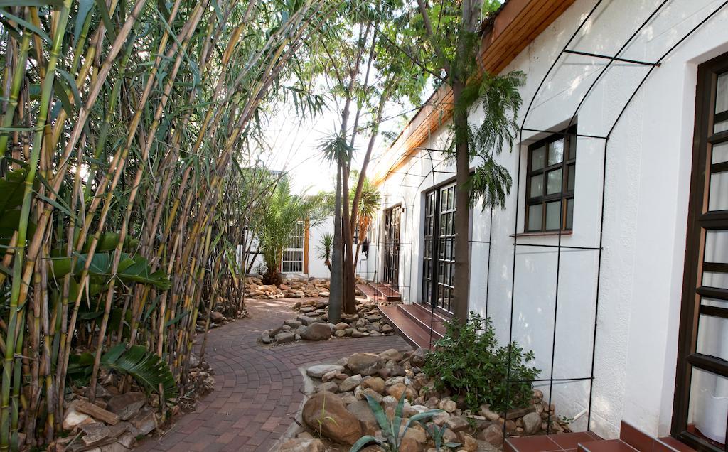 Roof Of Africa Hotel Windhoek Bagian luar foto