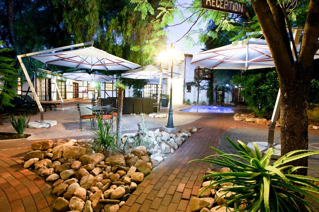 Roof Of Africa Hotel Windhoek Bagian luar foto