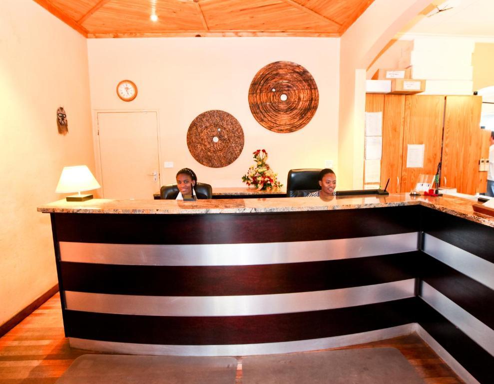 Roof Of Africa Hotel Windhoek Bagian luar foto