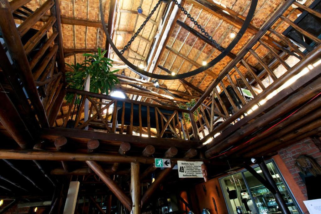 Roof Of Africa Hotel Windhoek Bagian luar foto